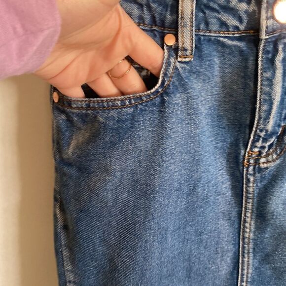 Juniors Nectar Clothing- Denim Skirt with raw hem- Size Small - Picture 2 of 8